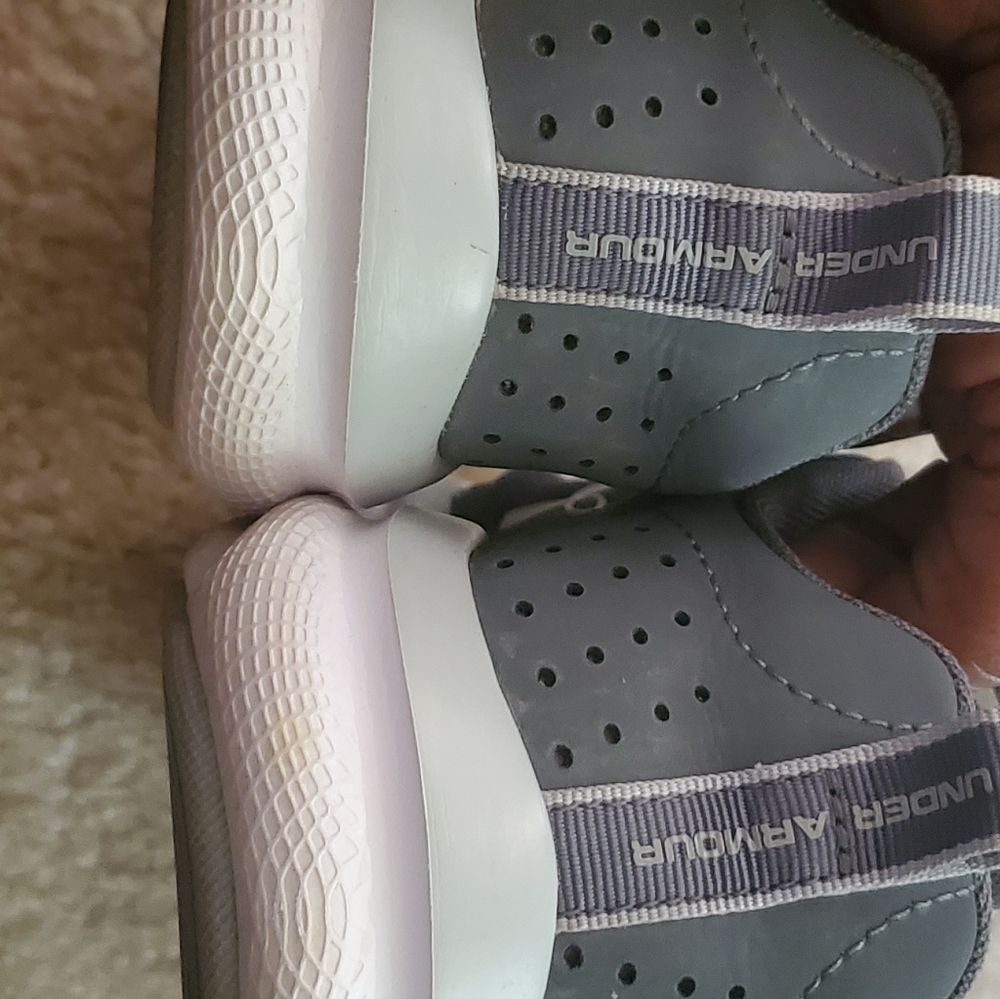 Under Armour Sneakers - Picture 4 of 7